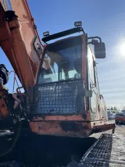 Doosan SOLAR500LC-V, 2012 самоходное транспортное средство экскаватор гусеничный Doosan SOLAR500LC-V, 2012 г.в., г/н 6138EO75, цвет оранжевый, заводской №: DWGHELY0JC1011632, номер двигателя DE12TIS215081EA, дизельный. На лобовом стекле имеются многочисленные сколы, на кузове имеются вмятины…