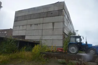 Здание (механические мастерские производственной базы) площадью 902,3 м2, назначение: нежилое, кадастровый номер 29:28:110270:45, местоположение: Архангельская область, г. Северодвинск, проезд Чаячий, д.17; здание (механическая мастерская) площадью 751,4 м2, назначение: нежилое, кадастровый номер…