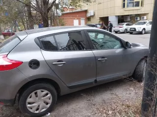 Renault Megane, 2012 года выпуска, цвет темно-серый, VIN VF1BZAR0547592012, госномер А954ХН08, номер кузова VF1BZAR0547592012, номер двигателя R074440, объем двигателя 1598 куб. см, мощность 78/106 кВт/л.с. Место хранения: Республика Калмыкия, г. Элиста, ул. Витражная, д. 16. Состояние…
