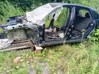 Ford Focus 2004 года, 115 л.с., VIN: X9FAXXEEDA4K29170.