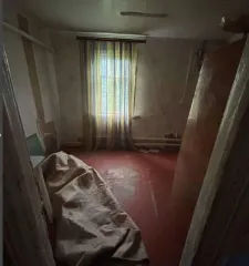 Доля дома 38,7 м² и участка 5200 м² в Воронежской области. 1/4 доля жилого дома, площадь 38,7 кв.м., назначение: жилое, количество этажей: 1. 1/4 доля земельного участка, площадь 5200 кв.м., назначение: земли населенных пунктов. Адрес: Воронежская область, Калачеевский район, село Ширяево, улица…