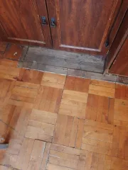 Помещение жилое Кадастровый номер: 60:27:0140202:174 Номер  этажа: Этаж № 3 Площадь: 24,6 кв.м Вид права: Общая долевая собственность, 2/3 Адрес: 180014, г. Псков, ул.Н.Васильева, д.83А, кв.29 Площадь при выделении доли	16,4 кв. м.