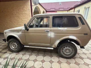 ВАЗ 2121 1991, автомобиль марки ВАЗ модель 2121 1991 г.в., VIN-номер XTA212100M0847858. Ознакомление с имуществом в рабочие дни с 10:00 до 18:00 по московскому времени по согласованию по тел 89992486766, эл.почта sales@flbankrot.ru. Дата, время и место согласовываются по телефону.