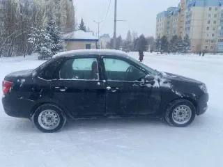 Lada Granta, 2023 года, 90 лс, 60000 км еще : транспортное средство, LADA GRANTA  2023 года выпуска  номер двигателя 11182 7250456  VIN: XTA219040R1001909