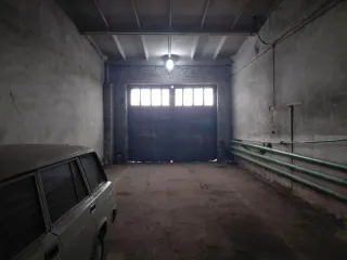 Помещение автогаража, 103.3 м², Иркутская область. Помещение с кадастровым номером 38:01:010218:155 площадь 103.3 по адресу Российская Федерация, Иркутская область, муниципальный район Балаганский, сельское поселение Балаганское, поселок Балаганск, улица Чехова, дом 1. Год ввода в эксплуатацию…