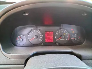 Chery A13 2014 года выпуска, серебристого цвета. VIN: Y6DAF6854E0026229. ПТС: 36 УС 261220. Государственный номер: Х625СА72. Модель двигателя: SQR477F, бензиновый, номер: 00D033569, мощность 108.84 л.с. (80 кВт), рабочий объем 1497 куб. см, экологический класс 4. Разрешенная максимальная масса 1575…