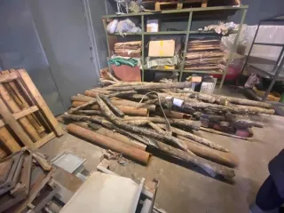 Лом черного металла, 1185.4 кг, Санкт-Петербург. Лом черного металла, весом 1129 кг, реестровый номер 0024КДЗ0000020; весом 56,4 кг, реестровый номер 0024КДЗ0000021. Местонахождение: Санкт-Петербург, ул. Седова, д. 9, ангар сборно-разборный (расположен южнее лит. Ч). Имущество получено в ходе…