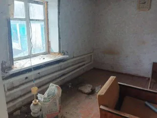 Дом 66,5 м² и земельный участок 2620 м², Ставропольский край, Благодарненский р-н, с Сотниковское, ул Пролетарская, д.91, кад. № 26:13:161201:866, земельный участок 2620 м², кад. № 26:13:161201:737. Должник не проблематичный, осмотр возможен.