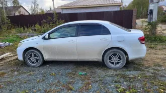 Toyota Corolla Axio, 2010. Легковой автомобиль марки: Toyota, модели: Corolla Axio, год выпуска: 2010 г., кузов №: NZE1446019463. порядок ознакомления с имуществом по предварительной договоренности по номеру телефона 7 996 345-07-13 с 10:00 до 18:00 по Сахалинскому времени, адрес местонахождения…