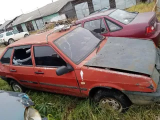 Kia Rio 2017 года, госномер М391МК29, VIN Z94CB51BBHR098604. Mazda 626 2000 года, госномер О567МС 29, VIN JMZGF14P201426983. VAZ-21093, госномер К553СТ29, VIN XTA210930W2351697, не на ходу, в неудовлетворительном состоянии. VAZ 21124 2007 года, госномер М576АУ29, VIN XTA21124070476442…