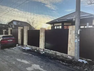 Жилой дом 102,3 кв.м, кадастровый номер 26:12:012602:1312, вид объекта недвижимости: здание, назначение: жилой дом, количество этажей 1, в том числе подземных 0, ограничение прав и обременение объекта: ипотека, запрещения регистрации, адрес: Российская Федерация, Ставропольский край, г.о. город…