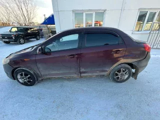 Легковой автомобиль: Chery A13, год изготовления: 2011, легковой седан, г/н: E197CC186, цвет: бордовый, VIN: Y6DAF6854B0000818, ПТС 77 УН 896077, СТС 99 44 684563  Задний бампер под замену, деформирована крышка багажника, требуется ремонт ходовой, проблема с датчиком холостого хода, ручник не…