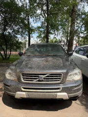 Volvo XC90, 2007 автомобиль Вольво ХС 90, 2007 года выпуска. VIN: YV1CM595771393034. Тех.описание: не работает двигатель, не работают зеркала заднего вида, треснул стопор заднего хода, сколы/ржавчина/вмятины по кузову. Точное техническое состояние определить невозможно - нужна проф. диагностика. С…