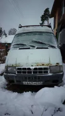 ГАЗ 2705, 2002. Автомобиль ГАЗ, модель: 2705, год изготовления: 2002 г.в., VIN: ХТН27050020242987, г.р.з. Т647УЕ47, вид собственности – совместная с супругом Арефьевым А.А. Автомобиль в неудовлетворительном состоянии, не находу, имеет сквозную коррозию металла по всему кузову, некомплектен…