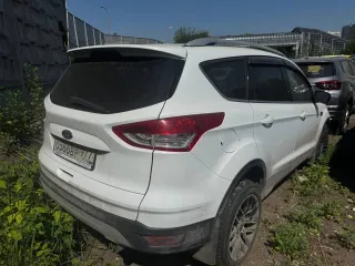 Ford Kuga, 2013 года, 182 лс, 250000 км, полный привод, АКПП. Автомобиль марки Ford, модель Kuga, год выпуска 2013, VIN Z6FAXXESMADA88281