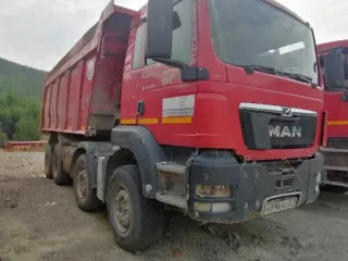 Автосамосвал БЦМ-59 на шасси MAN TGS 41.400 8х4 BB-WW, VIN X3W65392АН0001797, 2017 г.в., №двигателя D2066LF6350547991324798, цвет красный, ГРЗ Н595НС27 (разукомплектован)
