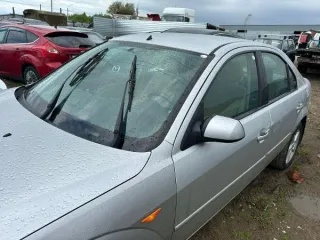 Автомобиль FORD MONDEO, г/н SKK621, 2001 г.в., VIN WF05XXGBB51C10188 (Годные остатки). Цвет серый, видимых значительных дефектов на кузове ТС не обнаружено, б/у, в комплекте с ключами с брелками для сигнализации (2 шт.) и свидетельством о регистрации № F746479 от 30.01.2003. В комплекте с…