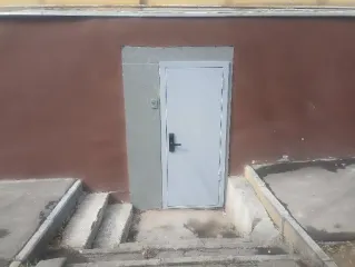 Продажа имущества, находящегося в собственности города Москвы, нежилое помещение по адресу: г. Москва, ул. Хамовнический Вал, д. 28, площадью 93,4 кв. м (Цокольный этаж № 0), кадастровый номер: 77:01:0005007:1194 Продажа имущества, находящегося в собственности города Москвы, нежилое помещение по…