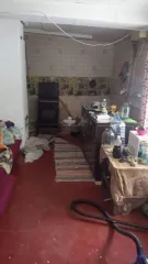 1/4 доля дома 46.5 м² и участка 1500 м² во Владимирской области, Вязниковский район, деревня Меркутино, дом 2. Жилой дом, назначение: жилое, 1 этаж, общая площадь 46,5 кв. м. Кадастровый номер дома: 33:08:080211:14. Земельный участок категории земли населенных пунктов, разрешенное использование…