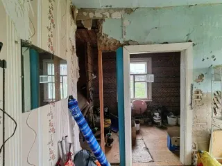 Квартира 44,7 м² и участок 165 м² в Иркутской области, с.Баклаши, Шелеховский район, ул. 10 Пятилетки, дом 6, квартира 1. Помещение жилое — квартира и земельный участок. Кадастровый (условный) номер квартиры: 38:27:020201:10196, площадь 44,7 м², 1 этаж, кадастровая стоимость 707930,44 руб…