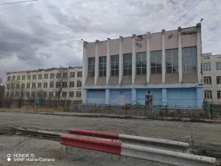 Нежилое здание Здание с кадастровым номером 49:05:000000:1814 площадь 4211.8 по адресу Российская Федерация, Магаданская область, м.о. Сусуманский, г. Сусуман, ул. Советская, д. 7 
Год ввода в эксплуатацию: 1976 
Количество подземных этажей : 3 
Вид ограничений и обременений: нет 
Общая площадь…