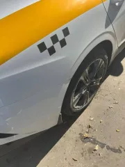 Kia K5, 2020 г.в., VIN: XWEG6417BM0000828, гос.номер: С902РР790, номер двигателя: G4KNLH203046, мощность: 142.6 кВт, объем двигателя: 2497 см³, цвет: Белый, СТС: 9966791021 от 20.03.2024 г., ПТС: 164301008855665 от 22.07.2020 г. Находится в залоге. Пробег не известен, указан для заполнения поля.