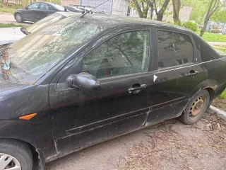 Ford Focus 2003, 75 лс, 350000 км, легковой автомобиль, VIN X9FFXXEEDF3L06682, г.р.з. В391НК90. Авто не на ходу. Точный пробег необходимо уточнять на месте, при осмотре.