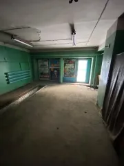 Ветеринарная станция 618,6 кв. м, гараж 253,3 кв. м, Омская область. Нежилое здание - ветеринарная станция, общей площадью 618,6 кв. м, кадастровый номер 55:36:090103:2193, назначение: нежилое, расположенное по адресу: Омская обл., г. Омск, ул. 30 лет ВЛКСМ, д. 40. Расположено на земельном участке…