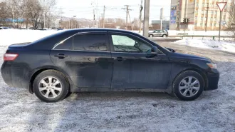 Toyota Camry 2011, автомобиль марки toyota модель camry, 2011 г.в., vin-номер jtnbe40k303208564. Ознакомление по адресу: Кемеровская обл., г. Новокузнецк, ул. Братьев Сизых, д. 10.
