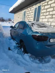 Hyundai Elantra, 2007 года, 122 лс, 328 087 км. Легковой автомобиль, марка: Hyundai, модель: Elantra 1,6 GL MT, год изготовления: 2007, VIN: KMHDT41BP7U245557, г/н: Т553ХР12. Автомобиль не на ходу, после аварии. Поврежден кузов и ходовая с левой стороны. Двигатель целый, коробка треснула. Под…