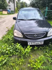 Kia Carens 2005 года, 105 л.с., пробег 201664 км. Цвет темно-зеленый. VIN: KNEFC525155398602. Категория B (M1). ПТС 71ОС 745362. Не на ходу. Требуется переварка порогов и задних внутренних арок, ремонт электрики, системы охлаждения и двигателя. Имеются коррозия, вмятины кузова, требуется покраска…
