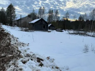 Земельный участок 1600 кв.м, кадастровый номер 69:28:0111602:41, адрес (местоположение): Местоположение установлено относительно ориентира, расположенного в границах участка. Почтовый адрес ориентира: Тверская область, Сандовский район, Соболинское сельское поселение, дер. Соболины, ул…