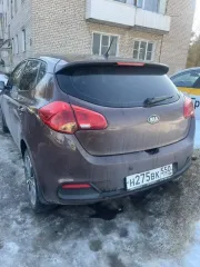 Kia Ceed 2012 года, 129 л.с., 155 943 км, АКПП. Легковой автомобиль марки и модели «КИА JD» 2012 года выпуска, идентификационный номер (VIN): XWEHN512BD0004068. В залоге у ПАО Банк "ВТБ".