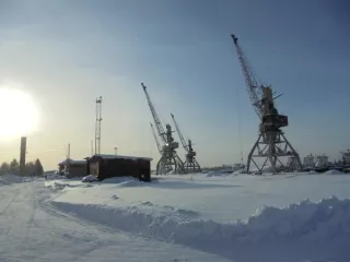 Сооружение – причальная стенка, протяженностью 304 м., с кадастровым номером 70:19:0000004:1039, расположенное по адресу: Томская область, р-н Колпашевский, г. Колпашево, ул. Портовая, д. 21, строен. 15 Сооружение – причальная стенка, протяженностью 304 м., с кадастровым номером 70:19:0000004:1039…