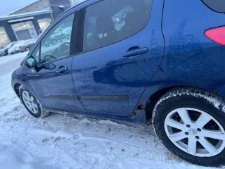 Peugeot 308, 2008 года, 120 лс, 216915 км, АКПП. Автомобиль легковой, марка: ПЕЖО 308, модель: PEUGEOT 308, VIN: VF34C5FWF55266742, гос. рег. номер: A778РТ193, год изготовления: 2008.