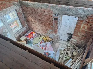 Земельный участок 416 кв.м с жилым домом 109,6 кв.м, Миасс, Челябинская область. Земельный участок площадью 416 кв.м., с кадастровым номером 74:34:0104001:309, с двухэтажным жилым домом площадью 109,6 кв.м., кадастровым номером 74:34:0102001:463, расположенные по адресу: Челябинская область, город…
