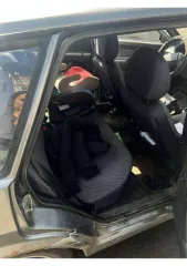 LADA 211440 Samara 2008 года, цвет серо-зеленый, госномер Т104СМ96, VIN XTA211440C5067680. Передний привод, механическая коробка передач, на ходу. Имеется ржавчина на правых передних и задних крыльях и багажнике, износ салона, следы сколов на капоте. Не работает печка. Пробег 100266 км.