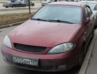 Chevrolet Lacetti 2007, VIN: KL1NF486J8K807752, гос.рег.знак В555ВМ199. Вследствие срока эксплуатации автомобиль может иметь существенные (по смыслу Закона РФ от 07.02.1992 N 2300-1 «О защите прав потребителей») недостатки.