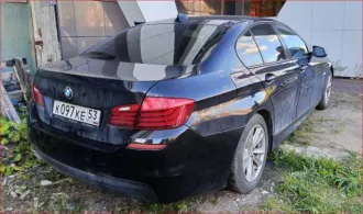 BMW 5 Series 2014 года, 184 лс, АКПП. Идентификационный номер – X4X5A39410D880034. Тип ТС – легковой, год изготовления – 2014. Номер кузова – X4X5A39410D880034, цвет кузова – черный. Мощность двигателя – 184 л.с. (135 кВт).