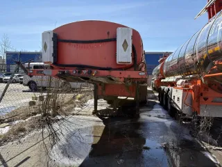 Полуприцеп цистерна UST 94651L 2013 VIN Z0V94651LDC000057 гос. номер АУ 4303 86, 1шт. Ознакомление с имуществом производится с момента публикации сообщения о продаже имущества и до окончания приема заявок по предварительной записи по телефону +7 (932) 247-42-95. Место ознакомления: Ханты-Мансийский…