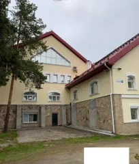 Дом 861,9 кв.м и участок 1785 кв.м, Свердловская область. Жилой дом, кадастровый номер 66:25:0701008:575, общая площадь 861,9 кв.м., 3 этажа, адрес объекта: Свердловская область, Сысертский район, деревня Большое Седельниково, ул. Родниковая, д. 12в и земельный участок, кадастровый номер…