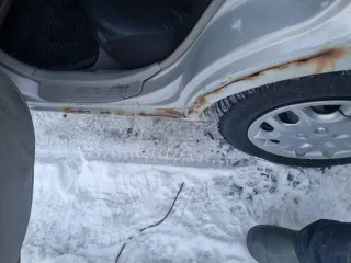 Toyota Sprinter 1997 года, легковой автомобиль Toyota Sprinter, vin отсутствует, г/н Е749НХ22, светло-серый, кузов № AE110 0124743 (сгнило днище, коррозия по кузову, требуется капитальный ремонт)