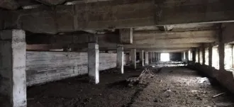 Земельный участок 4.55 га с постройками в Иркутской области, г. Тайшет, ул. 10 Сельхоз. Площадь участка 45507 кв.м., кадастровый номер 38:29:020901:306 (реестровый номер федерального имущества П11400011114). На участке расположены: нежилое здание (коровник) площадью 631,7 кв.м., кадастровый номер…