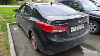 Hyundai Avante 2011 года, 140 лс, 184909 км, АКПП, VIN: KMHDH41DBBU032801, цвет черный, ПТС: 25EH 528411, двигатель №: G4FDAU042495