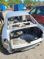 Audi A6 1999 года, государственный номер С229КУ193, VIN WAUZZZ4BZYN003076. Остался кузов, транспортное средство разобрано. Находится в Краснодарском крае, Лабинский район, город Лабинск, улица Пархоменко, 1.