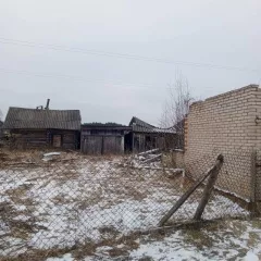 Земельный участок. Категория земель: Земли населенных пунктов. Вид разрешенного использования: для ведения личного подсобного хозяйства Площадь: 7200 кв.м. Адрес: Российская Федерация, Смоленская область, Шумячский район, ст. Понятовка, ул. Гагарина, д. 12 Кадастровый номер: 67:24:1260101:404 Вид…