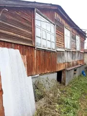 Жилое здание, площадь: 125,2 кв.м., кадастровый номер: 64:45:020440:386 и право пользование земельным участком, площадь: 1057 кв.м., категория земель: Земли населенных пунктов, разрешенное использование: Для индивидуального жилого дома, кадастровый номер: 64:45:040111:42. Адрес: Саратовская…