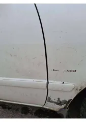 Toyota Corolla 2000 года, 100 л.с., пробег 370000 км, АКПП. Регистрационный номер А023УВ42, номер двигателя AE1105366976. Автомобиль на ходу. Техническое состояние: ходовая гремит, задние стойки полностью не работают, не работает АБС. Внешне автомобиль находится в плохом техническом состоянии…