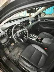 Haval Jolion 2025 года, 143 лс, 156152 км, АКПП. Легковой автомобиль HAVAL Jolion. Ид.№ (VIN) : XZGEE04A2SA576925. Марка, модель ТС : HAVAL Jolion. Категория ТС : B. Год изготовления ТС : 2025. Модель, № двигателя : 24499071684. Кузов (кабина, прицеп) : XZGEE04A2SA576925. ПТС № : 164301113008417