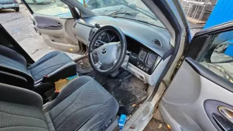 МАЗДА MPV, VIN отсутствует, 2001 года выпуска, г/н О176АЕ790, Мощность  кВт/л.с.   99.0/135.0, Рабочий объём двигателя  см3  1991, цвет – серый. ПТС 50РМ415286, СТС 9921 168923 Наименование собственника: Коновалов Максим Игоревич